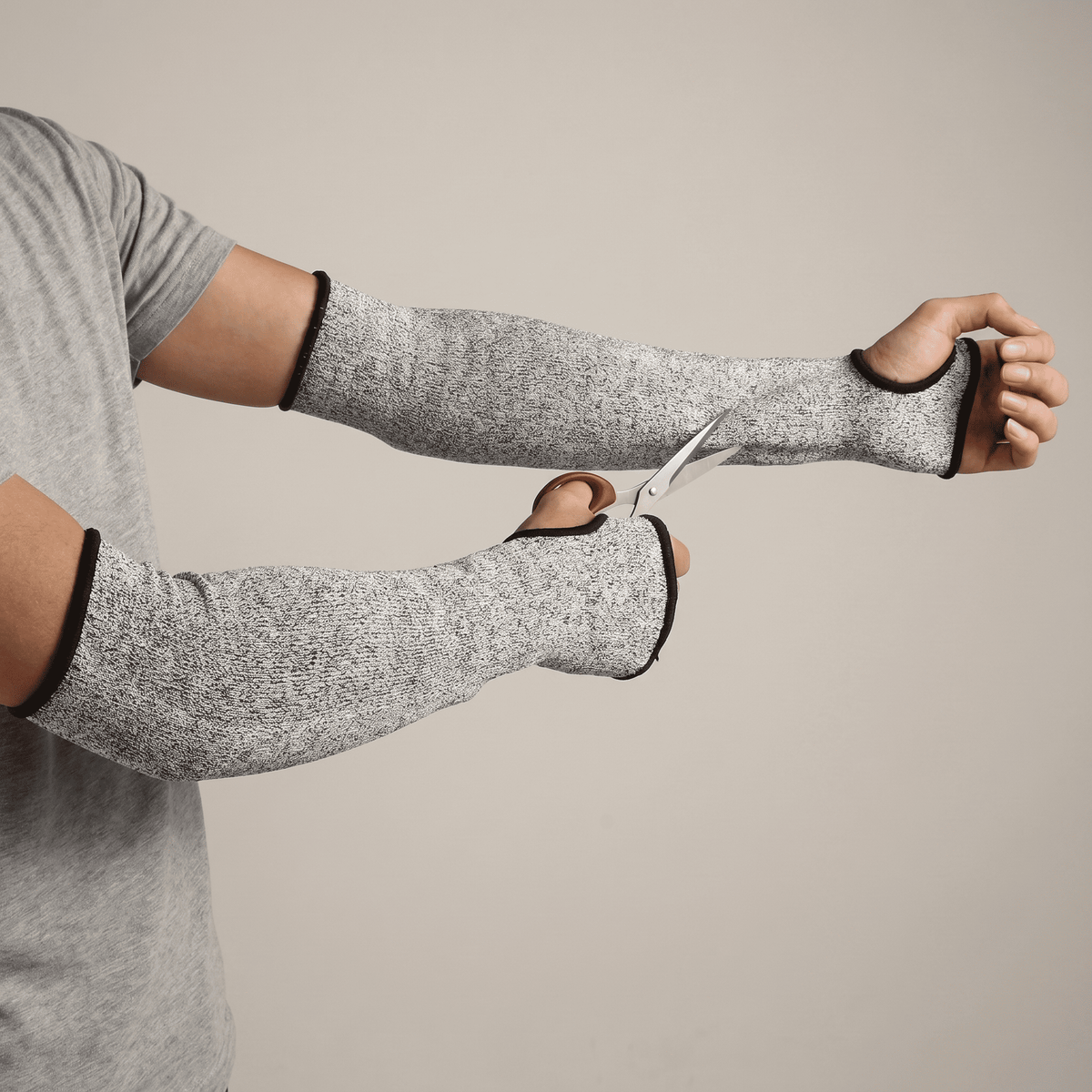 Aegisnia® Edge Arm Guard Black